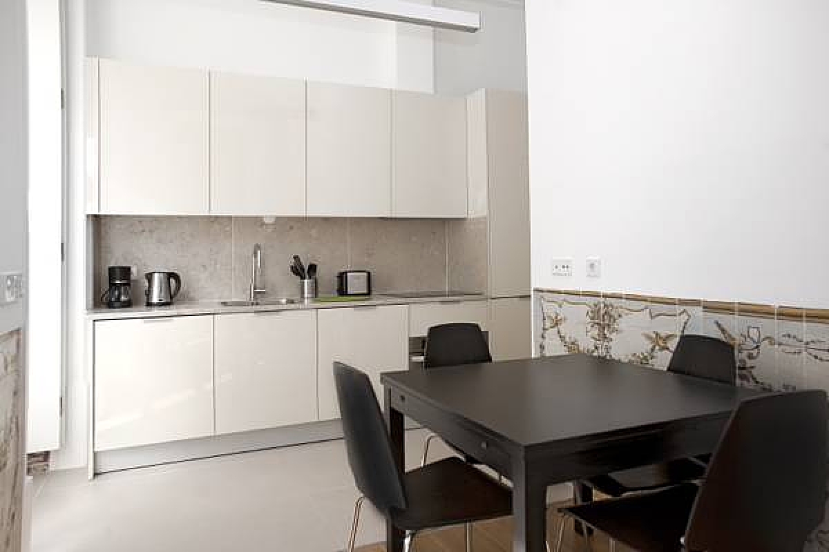 Lisbon Serviced Apartments - Baixa Chiado, Luxury 3 Bedroom Apartment (T3)
